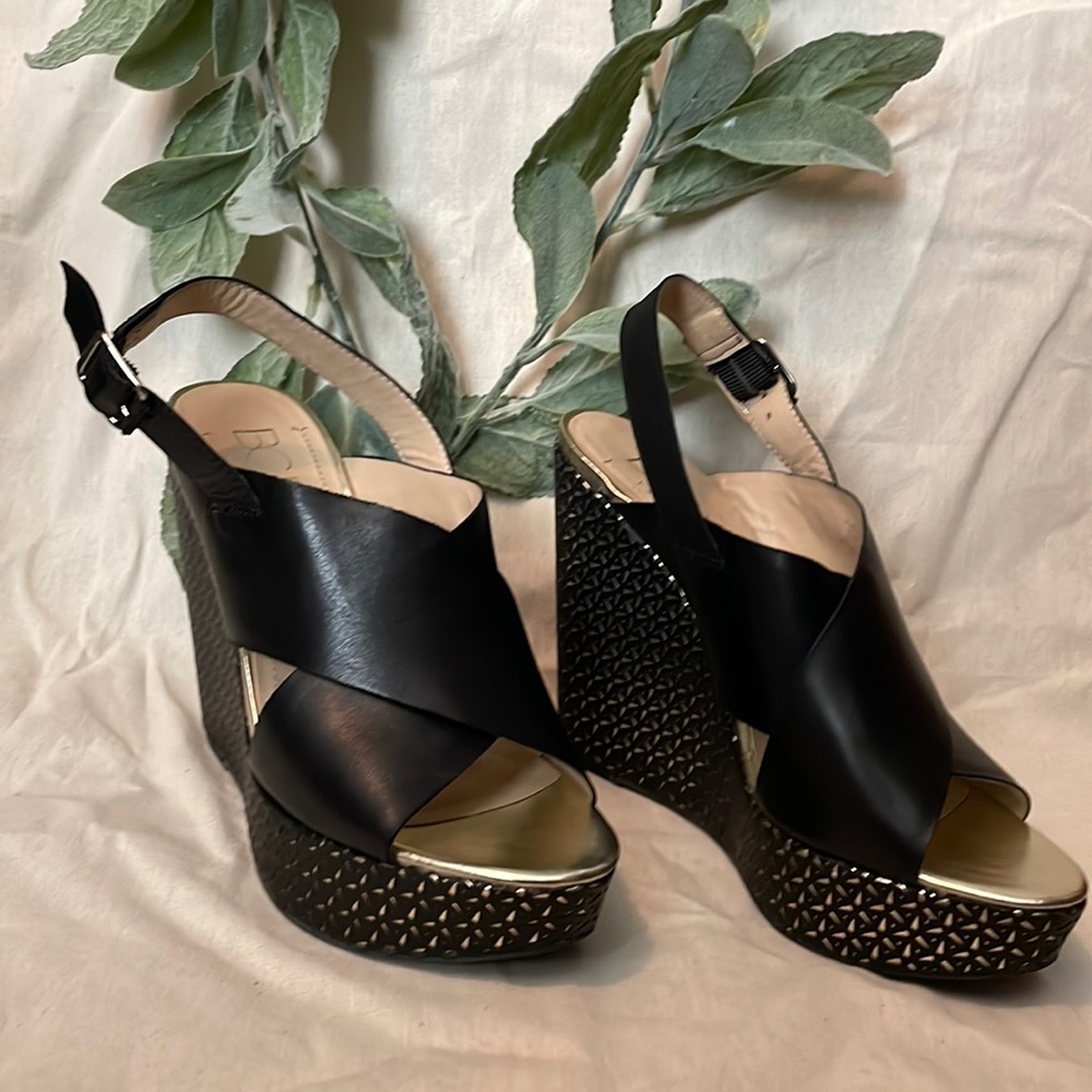 BCBG Black and Gold Wedges